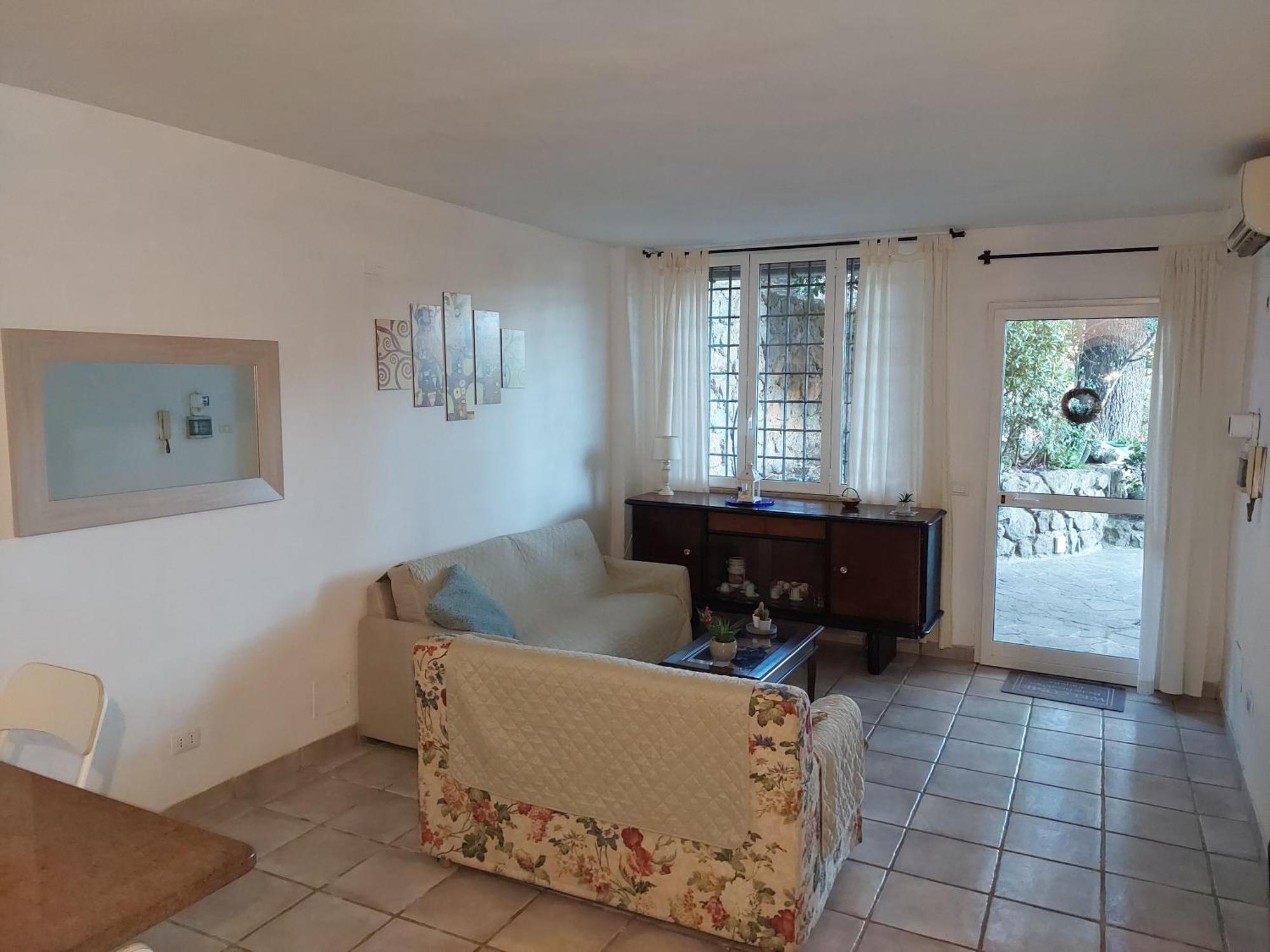 Bed&Breakfast "Fiorella" Sul Lago Castel Gandolfo Exteriör bild