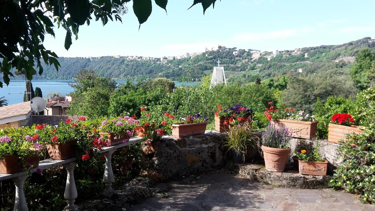 Bed&Breakfast "Fiorella" Sul Lago Castel Gandolfo Exteriör bild