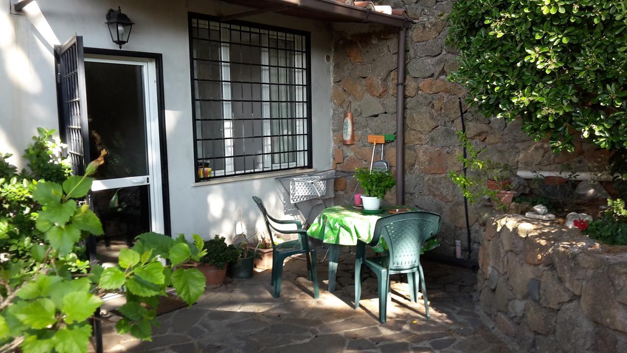 Bed&Breakfast "Fiorella" Sul Lago Castel Gandolfo Exteriör bild