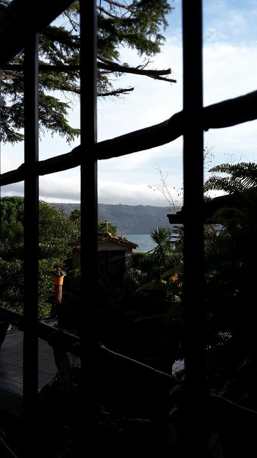 Bed&Breakfast "Fiorella" Sul Lago Castel Gandolfo Exteriör bild